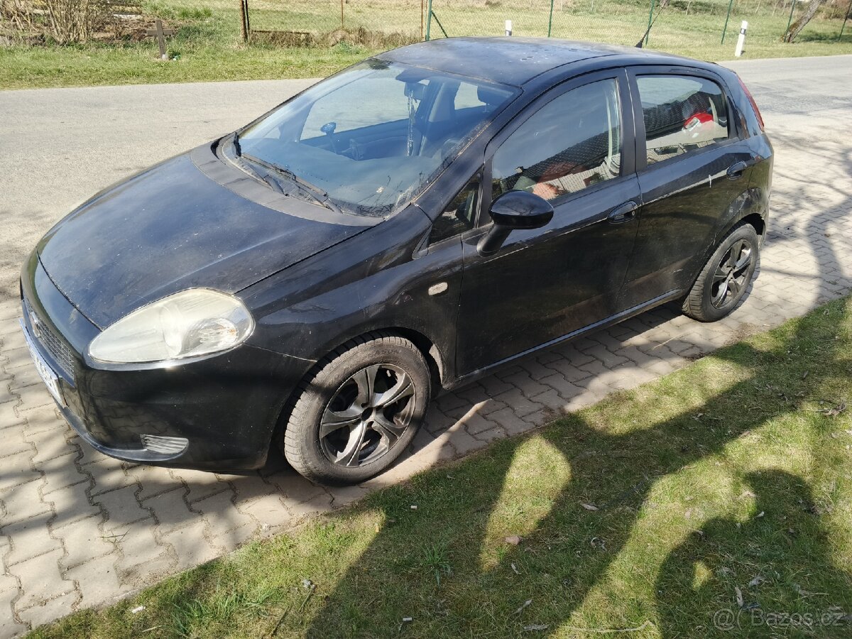 Fiat Grande Punto - 2