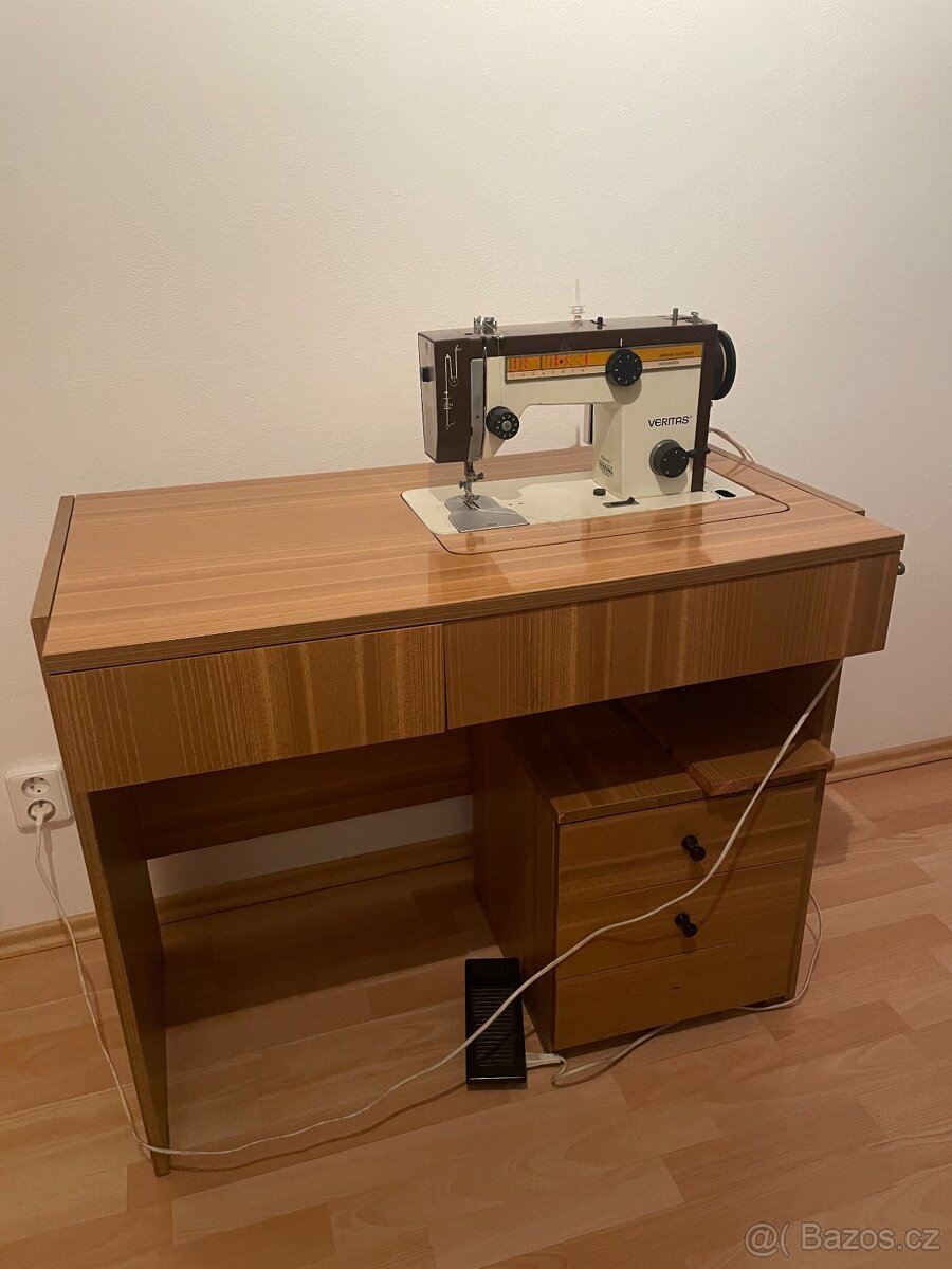 Šicí stroj Veritas - 2