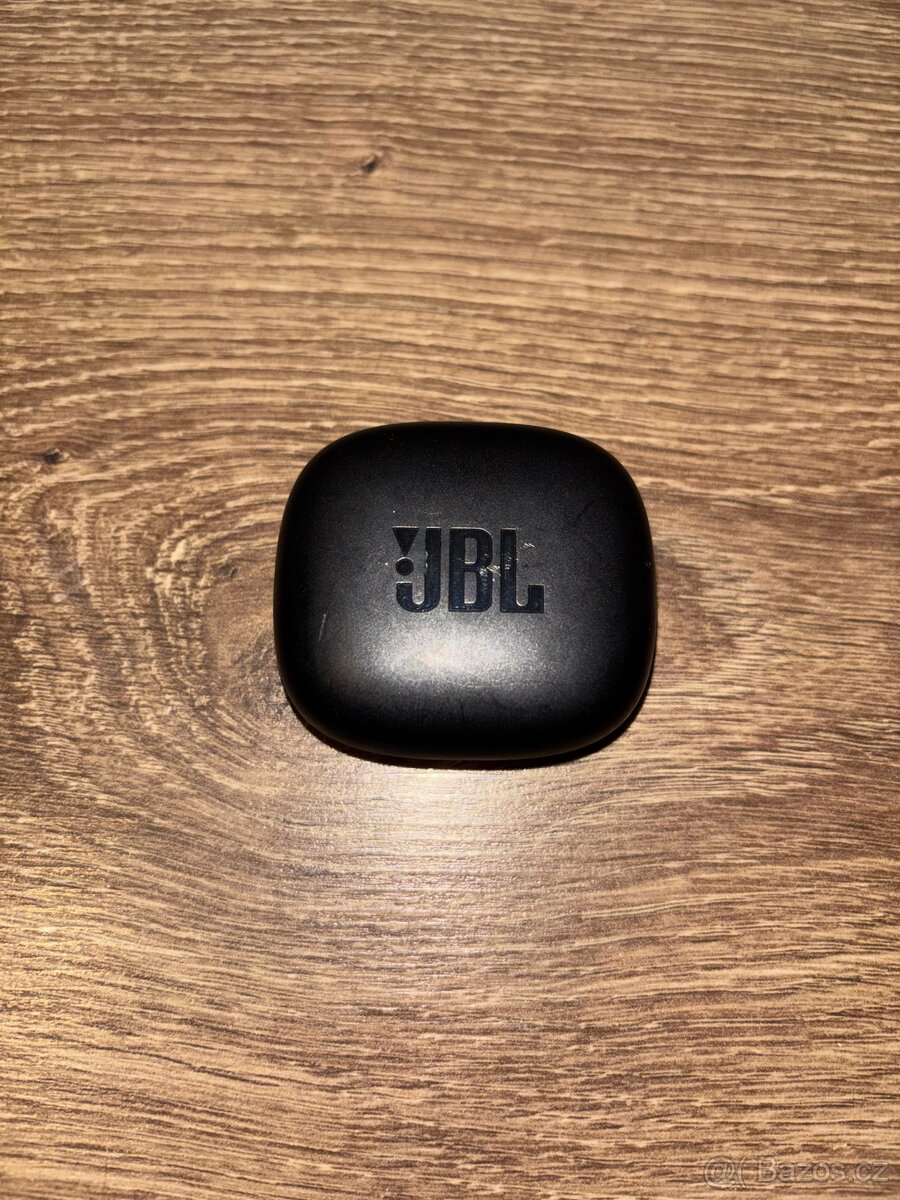 JBL sluchátka - 2