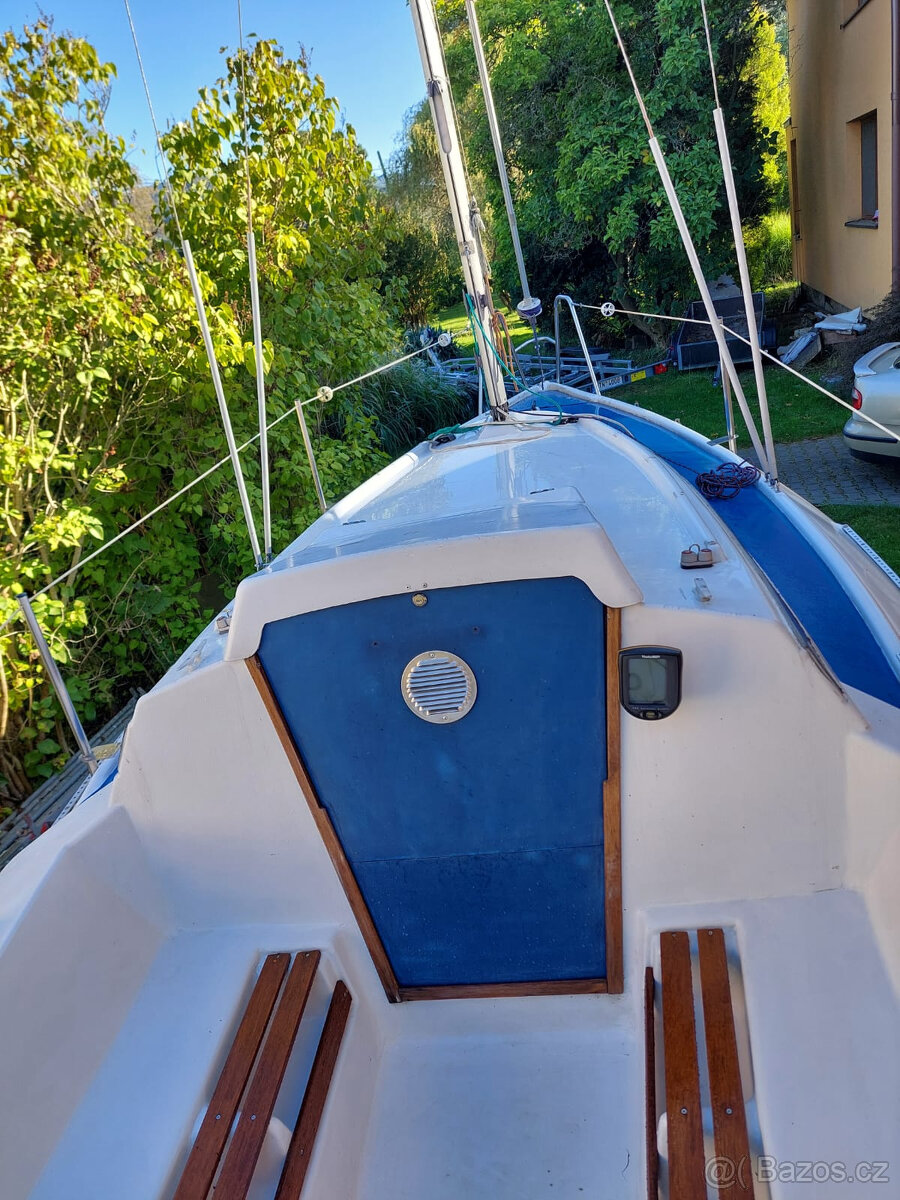 Kajutová plachetnice - 2