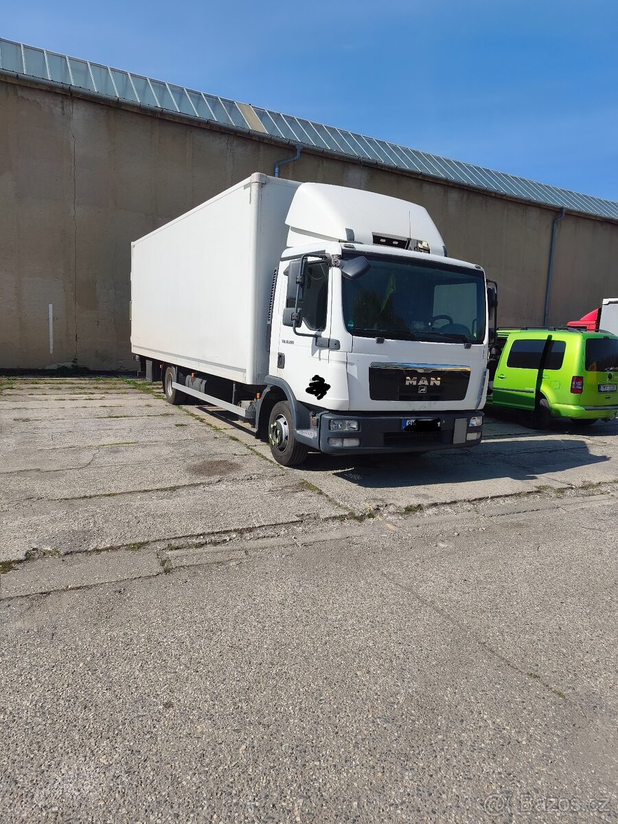 MAN TGL 12.220 - 2