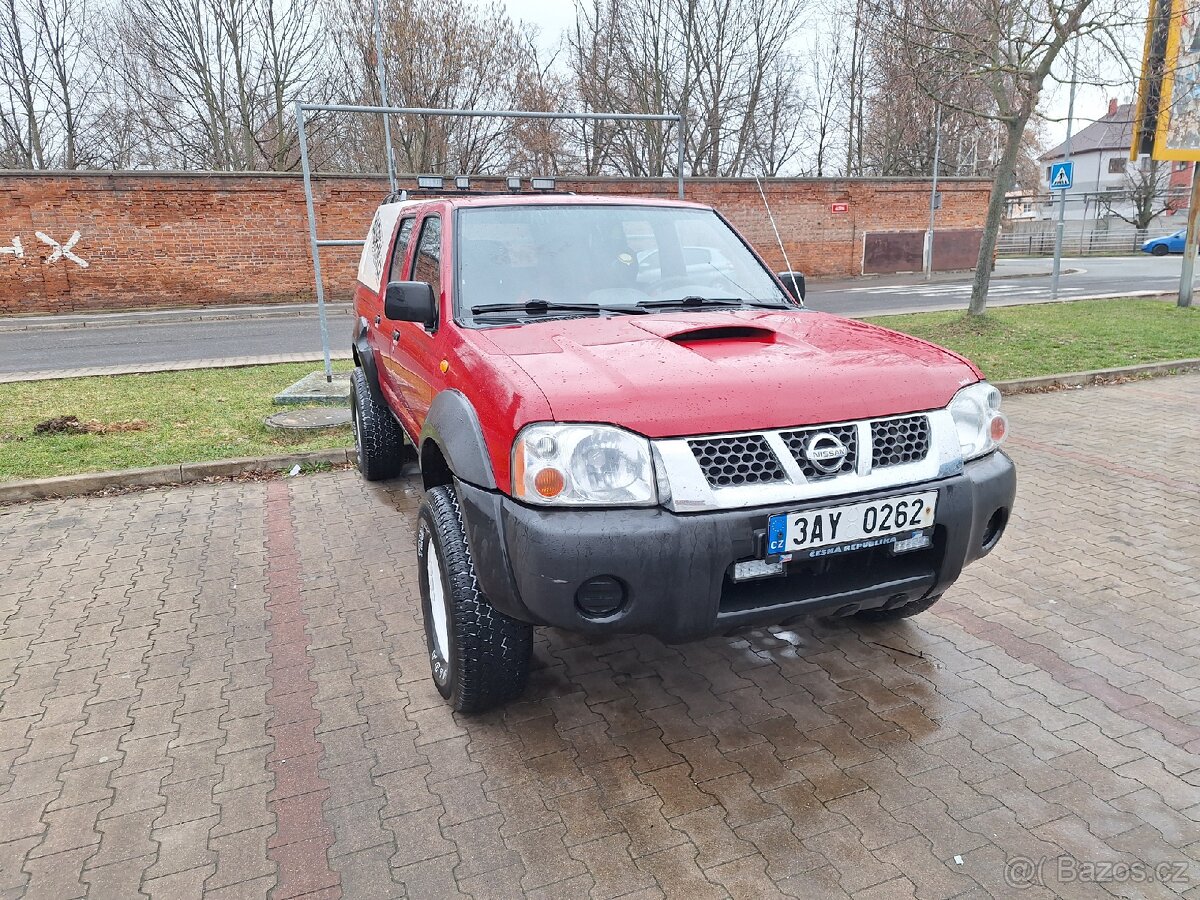 Nissan D22 2,5tdi 98kw Navara Double cab - 2