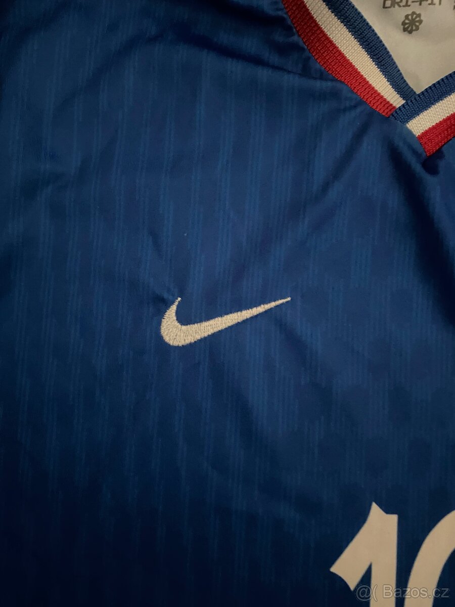 Dres francie - 2
