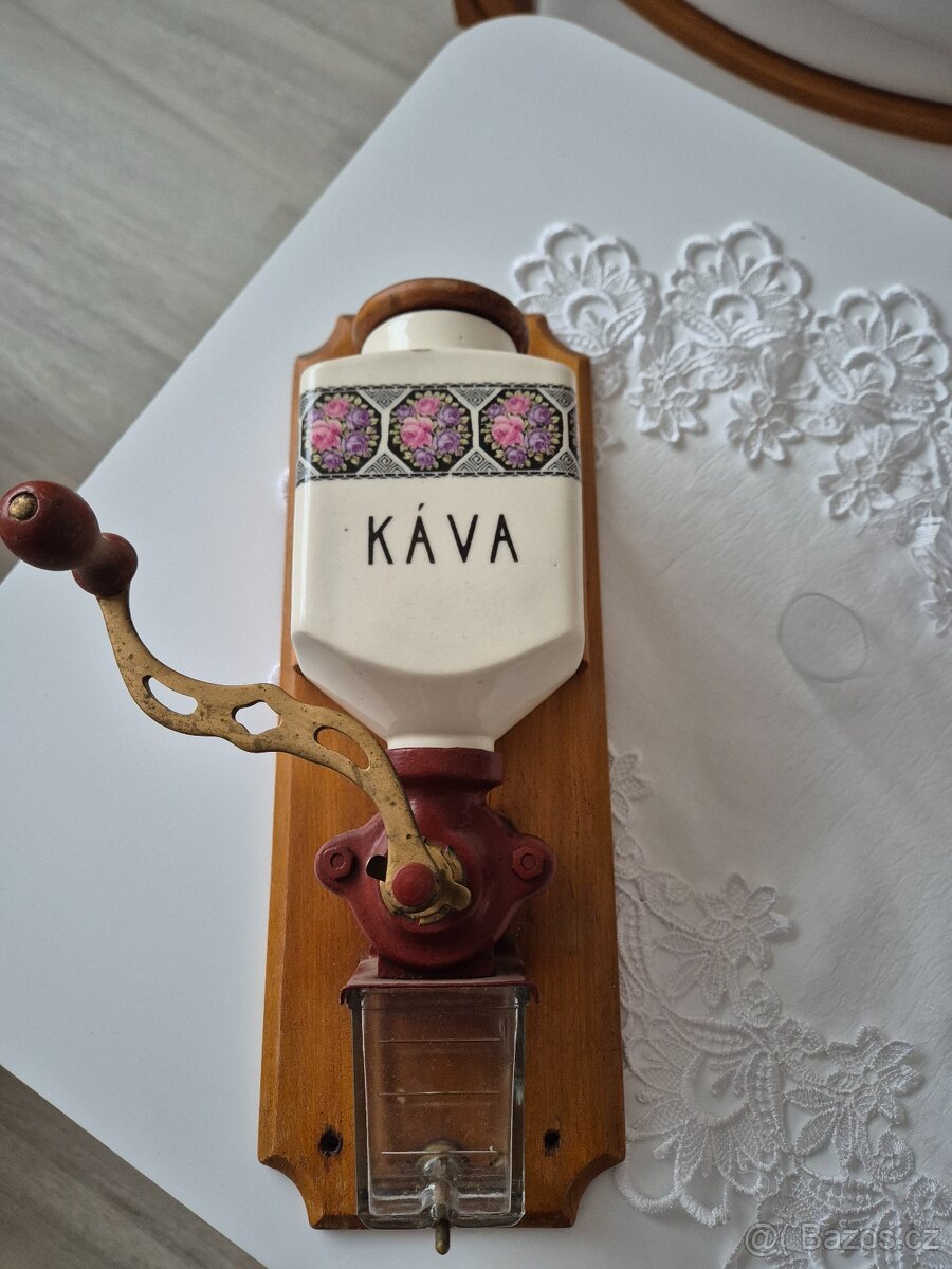 Mlýnek na kávu - 2