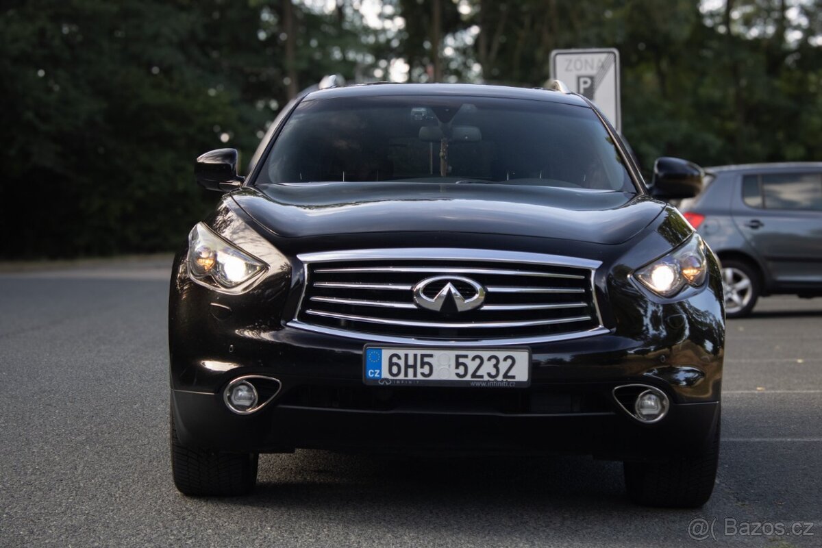 Infiniti QX70 S, , servisované, DVB-T - 2