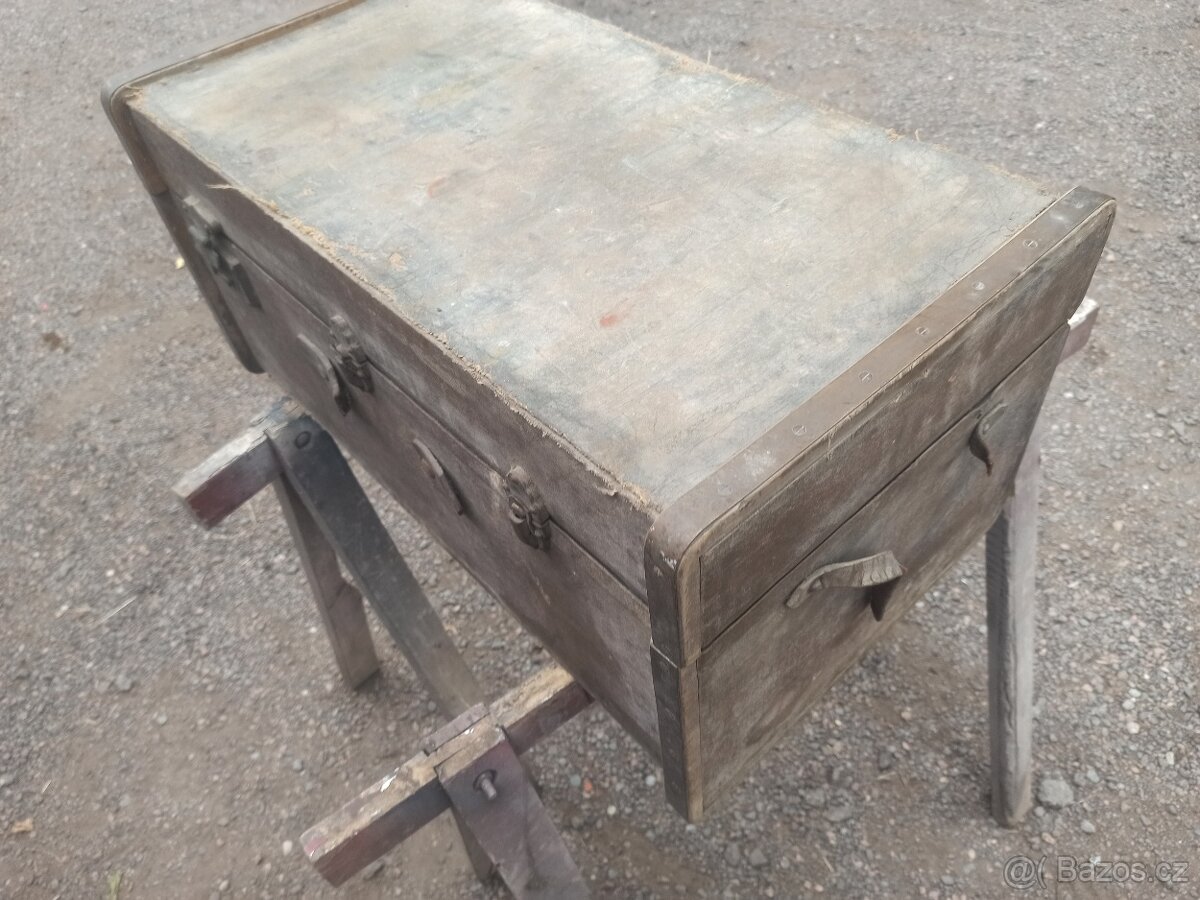 Starý kufr - 2