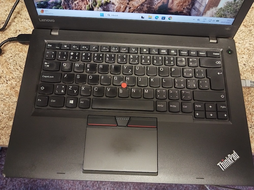 Lenovo T460 + dokovací stanice - 2