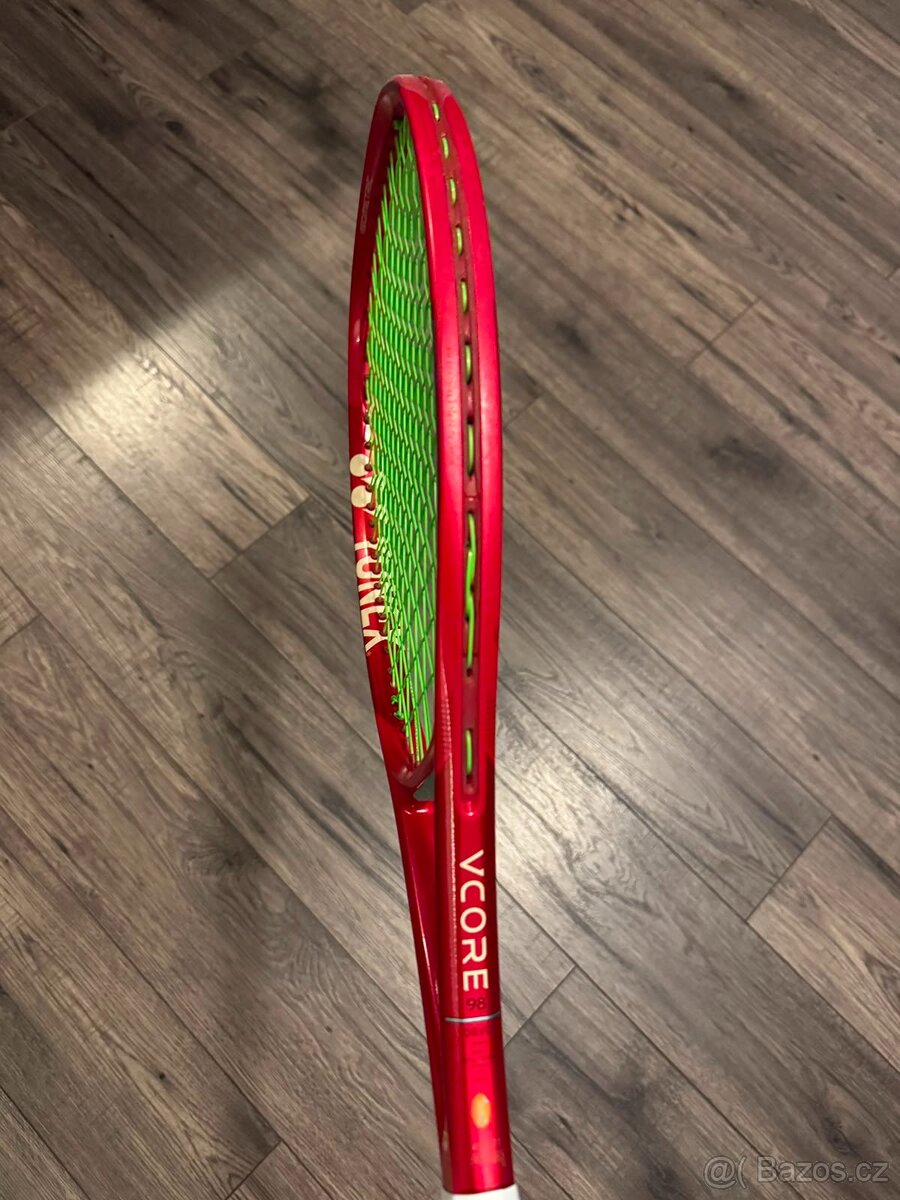 Yonex VCORE 98 Ruby Red - 2