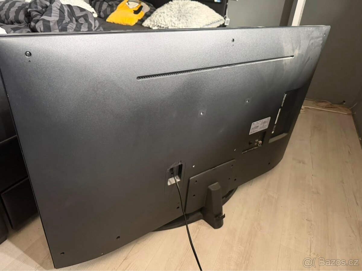 LG Smart TV (49UJ7509) - 2