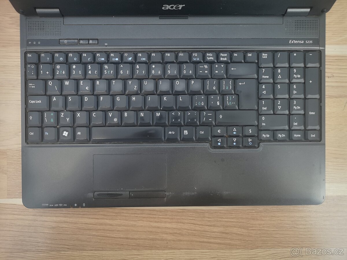 Notebook Acer Extensa 5235 - 2
