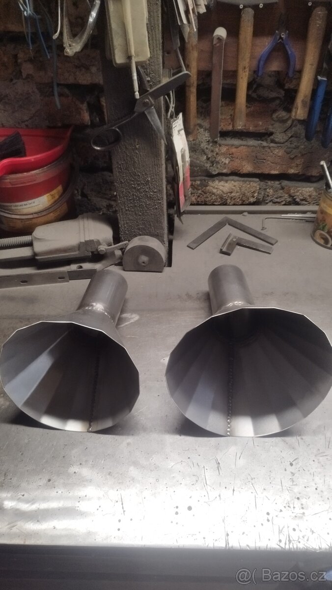 Nerezový trychtýř - 2