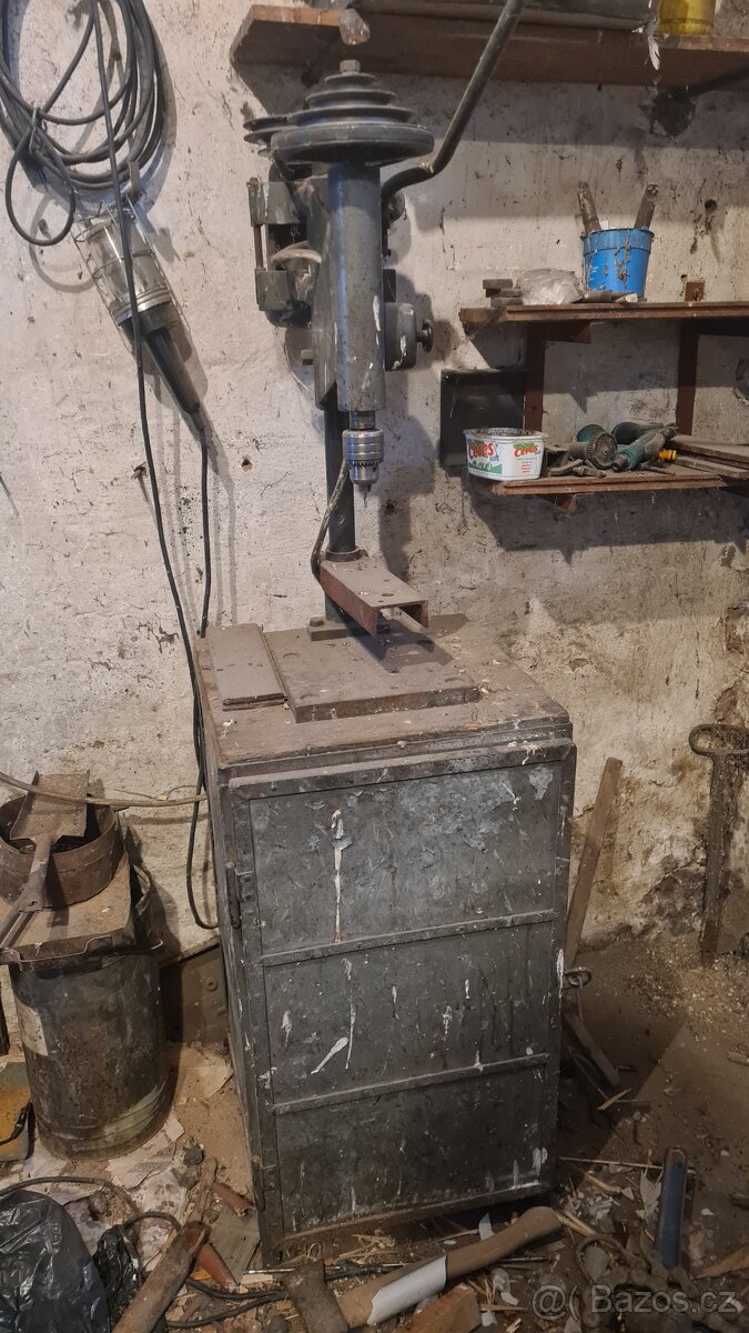 Stolní stojanová vrtačka 380V - 2