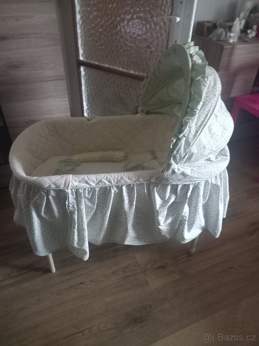 POJÍZDNÁ KOLÉBKA - 2