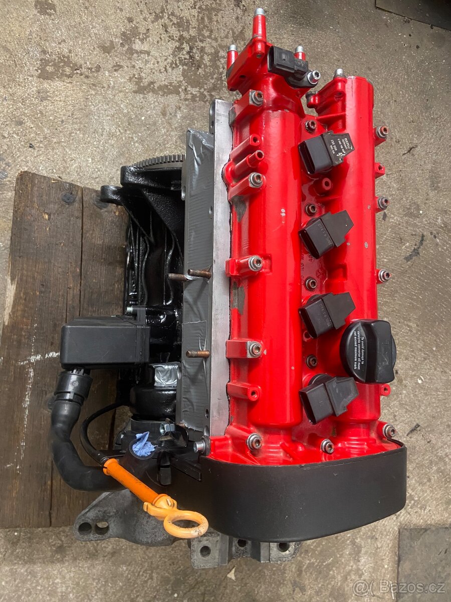 Závodní motor vw 1.6 16v - 2