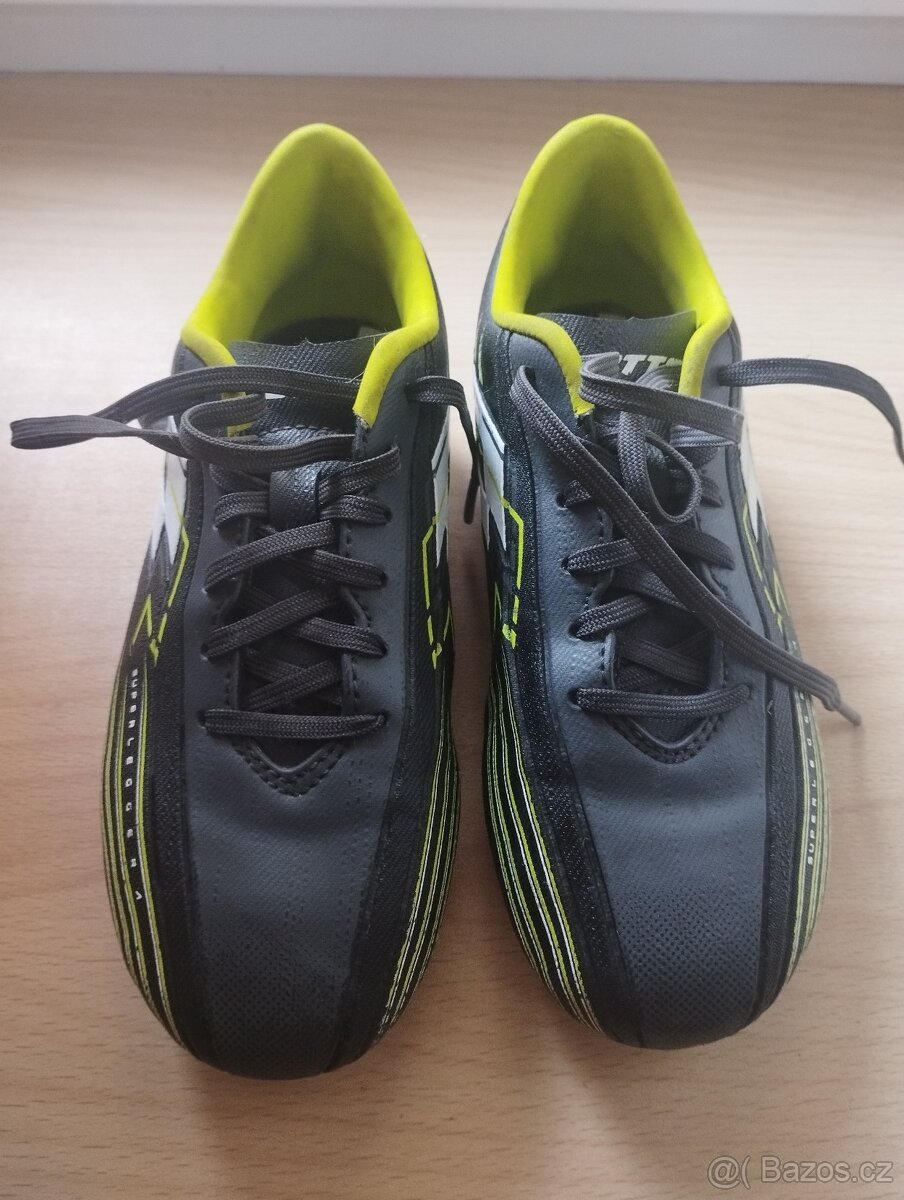 Kopačky Lotto vel.32 - 2