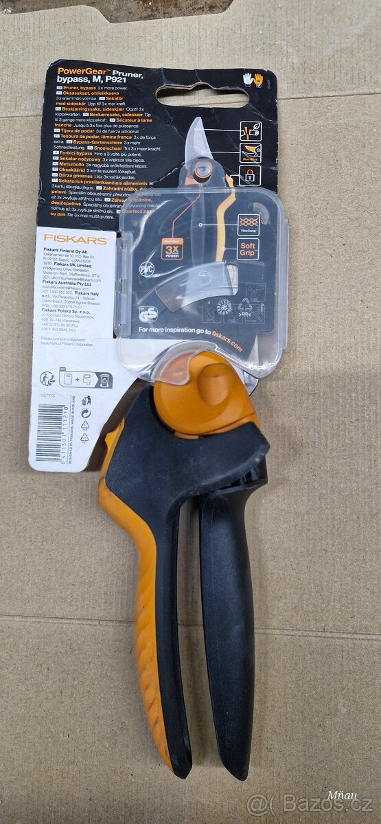 FISKARS Nůžky ruční P921 - 2