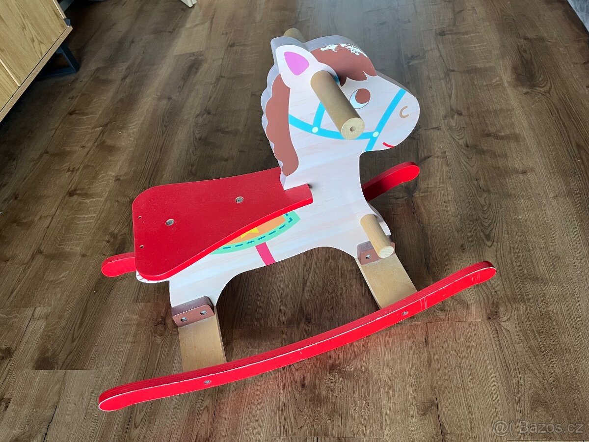Dřevěný houpací kůň - 2