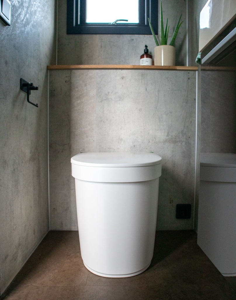 Separační toaleta Tiny s odvodem nebo zásobníkem moči - 2