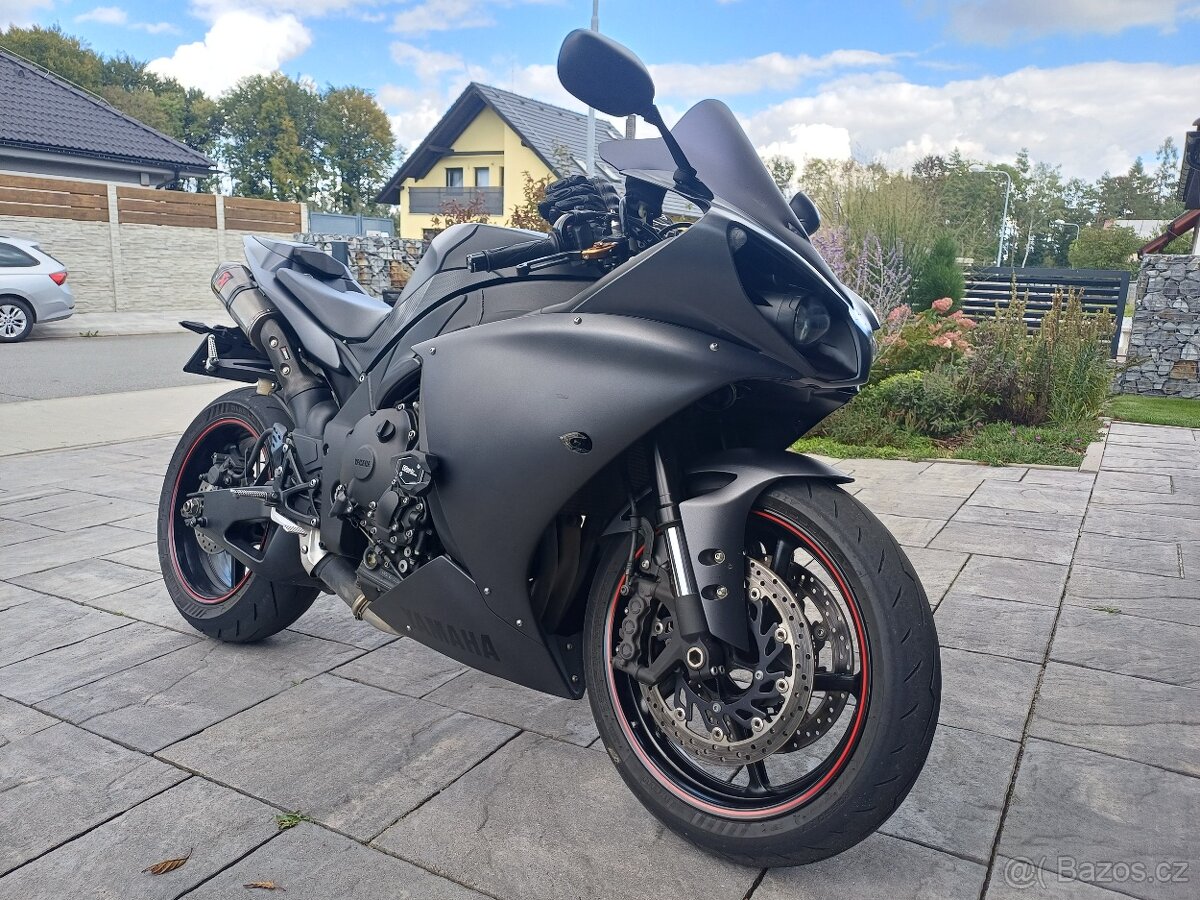 YAMAHA R1 - 2015 - 16.900km - 2