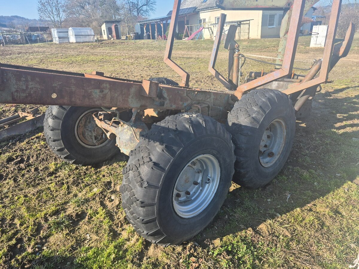 Vyvážečka na dřevo - 2