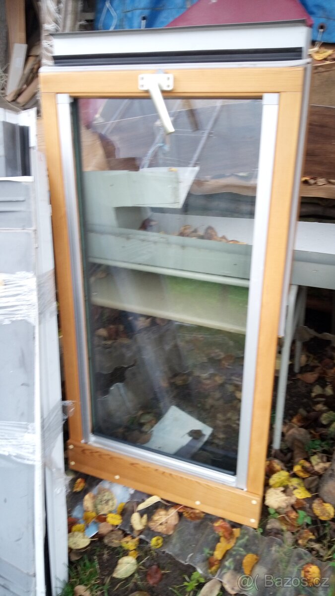 Prodám střešní okna Fenestra - 2