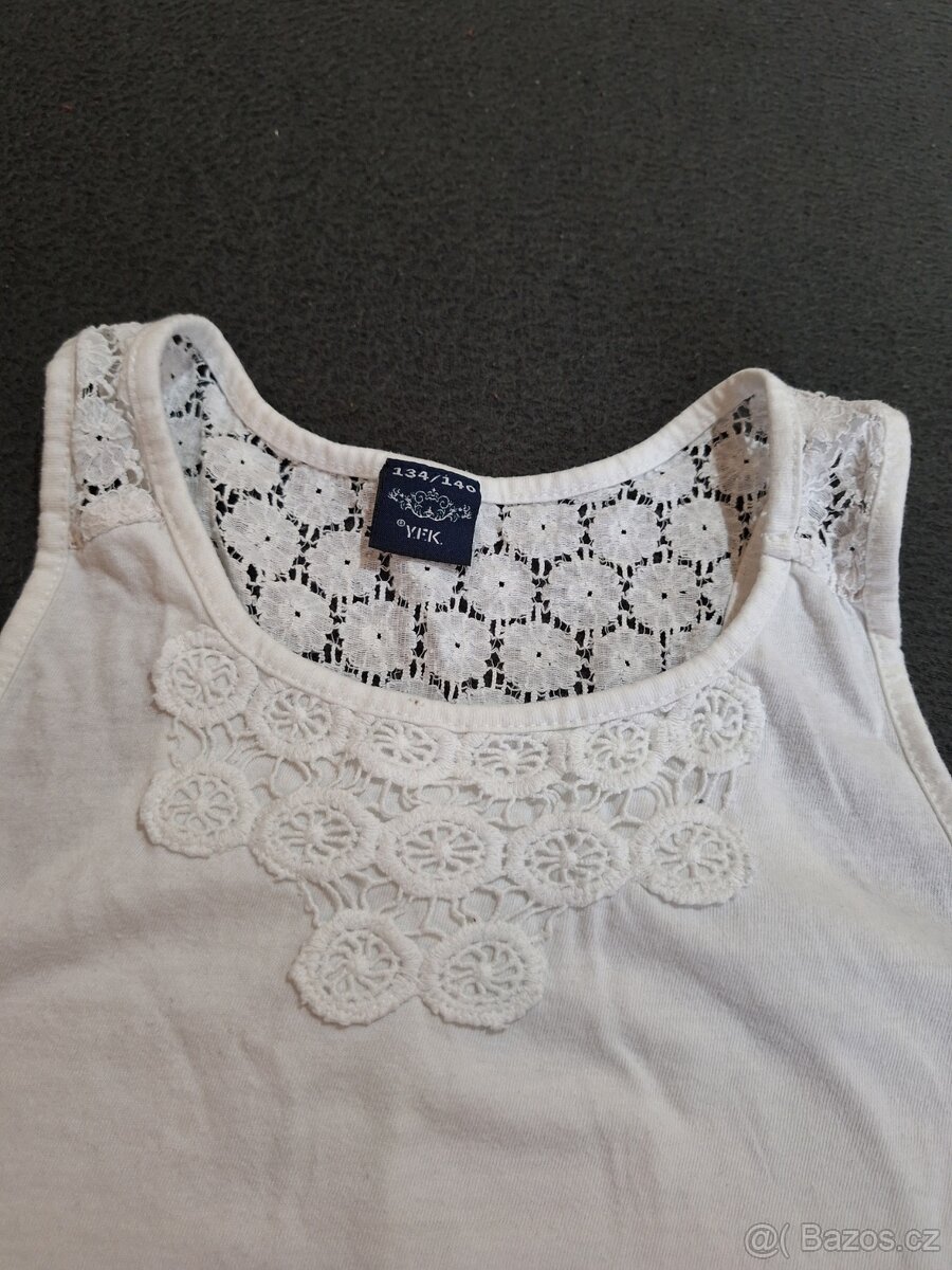 dívčí tílko zn. YEK, vel. 134/140. - 2