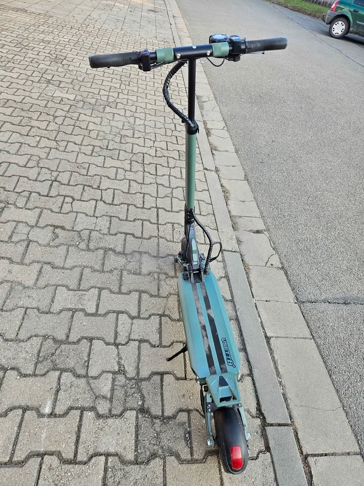 Elektrická koloběžka Vsett 8+ - 2