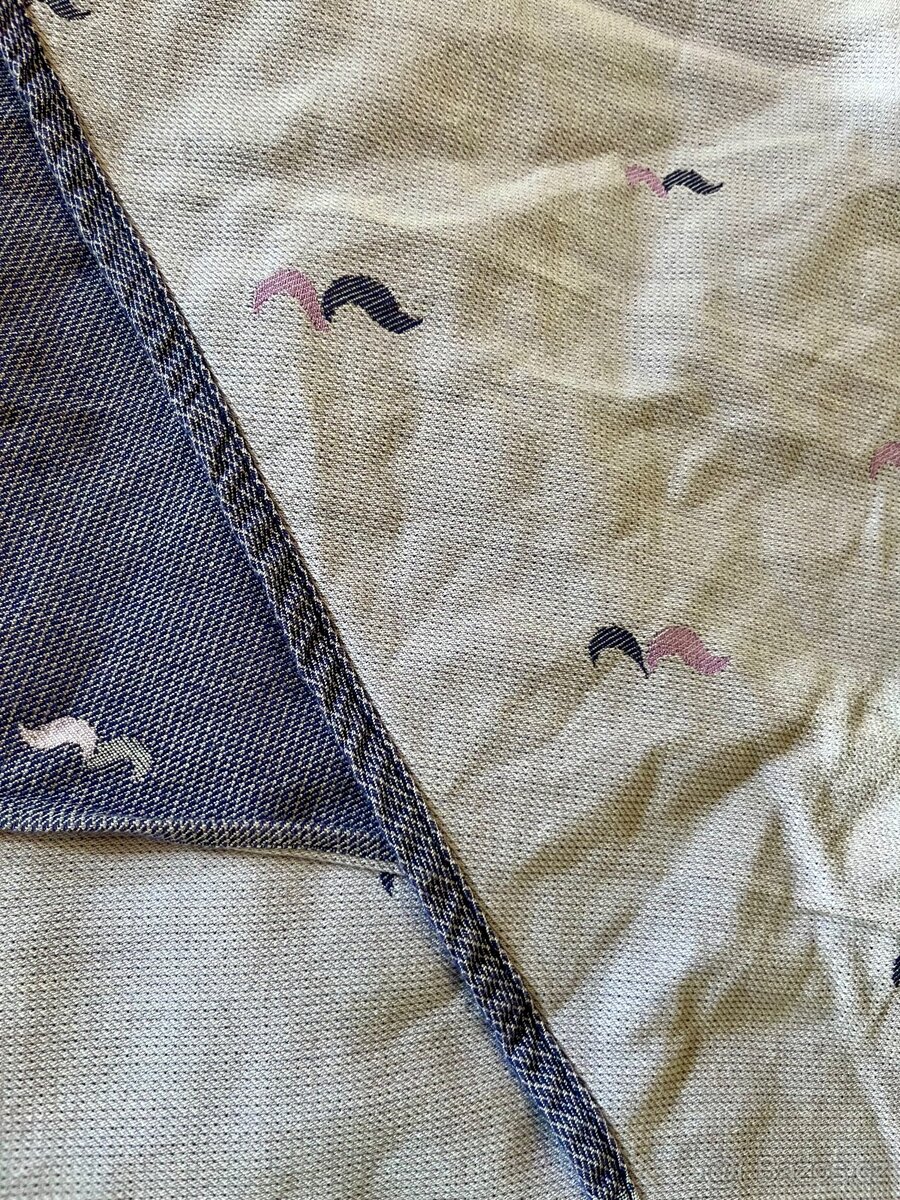 Nosící šátek Vatanai - 2