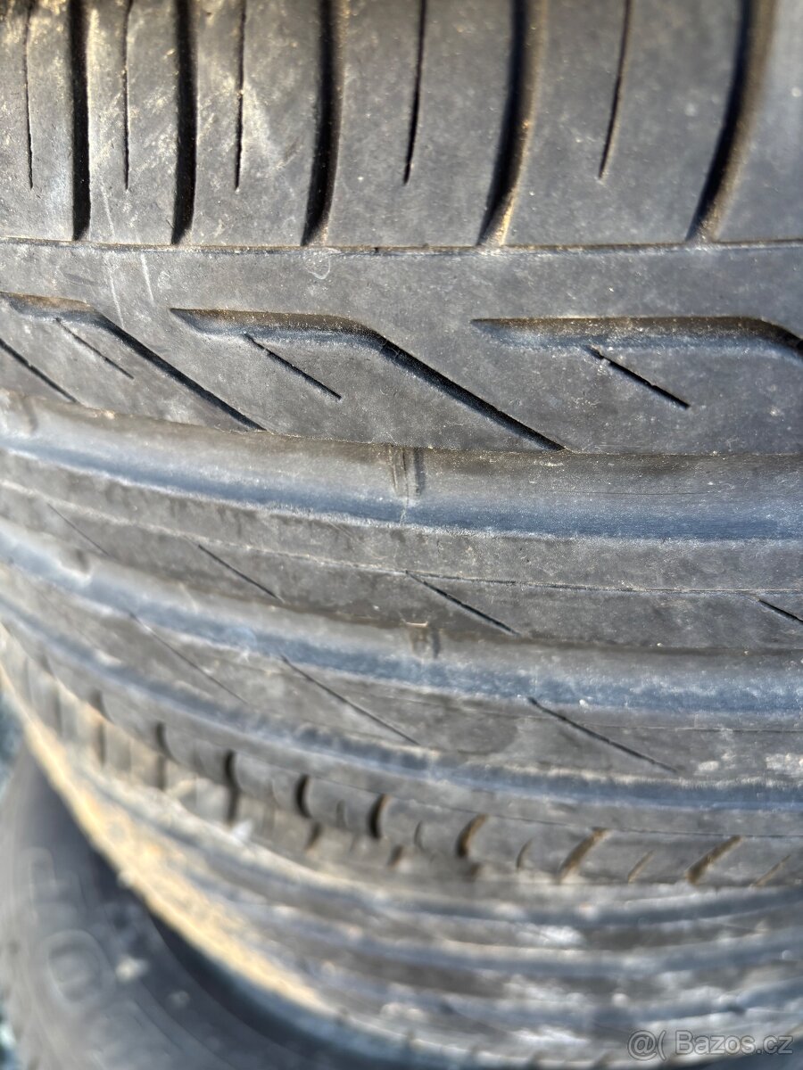 205/60R15 - 2
