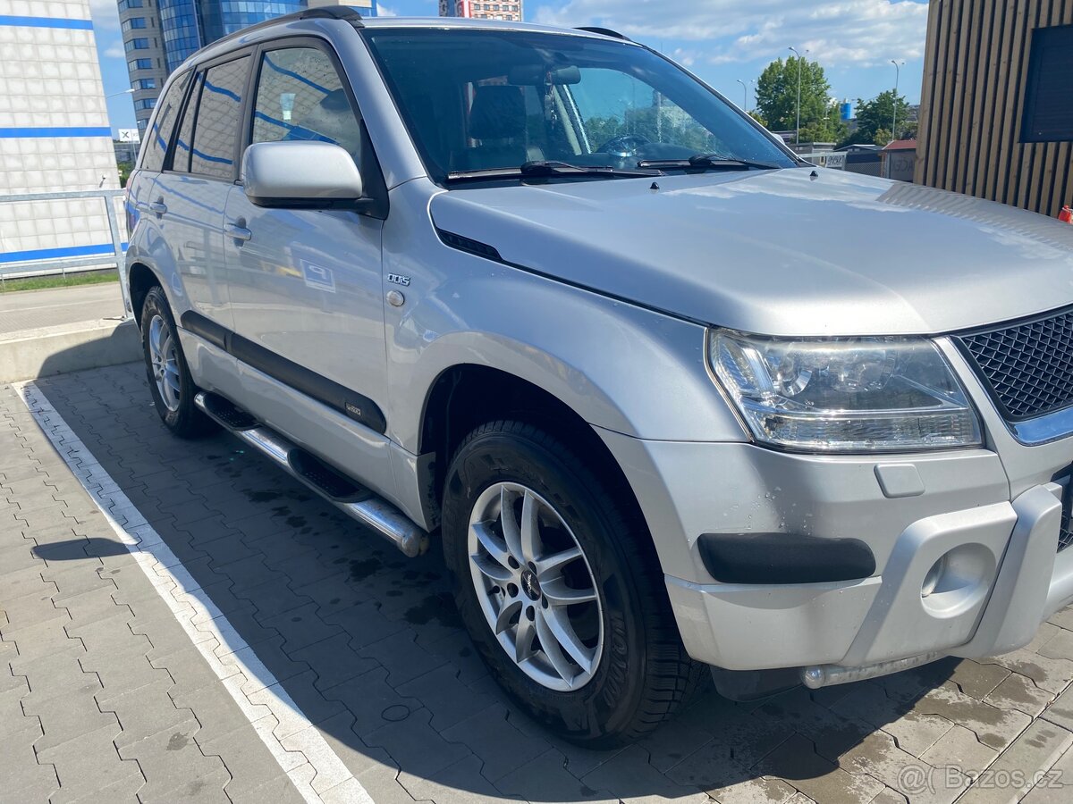 Suzuki Grand Vitara - 2