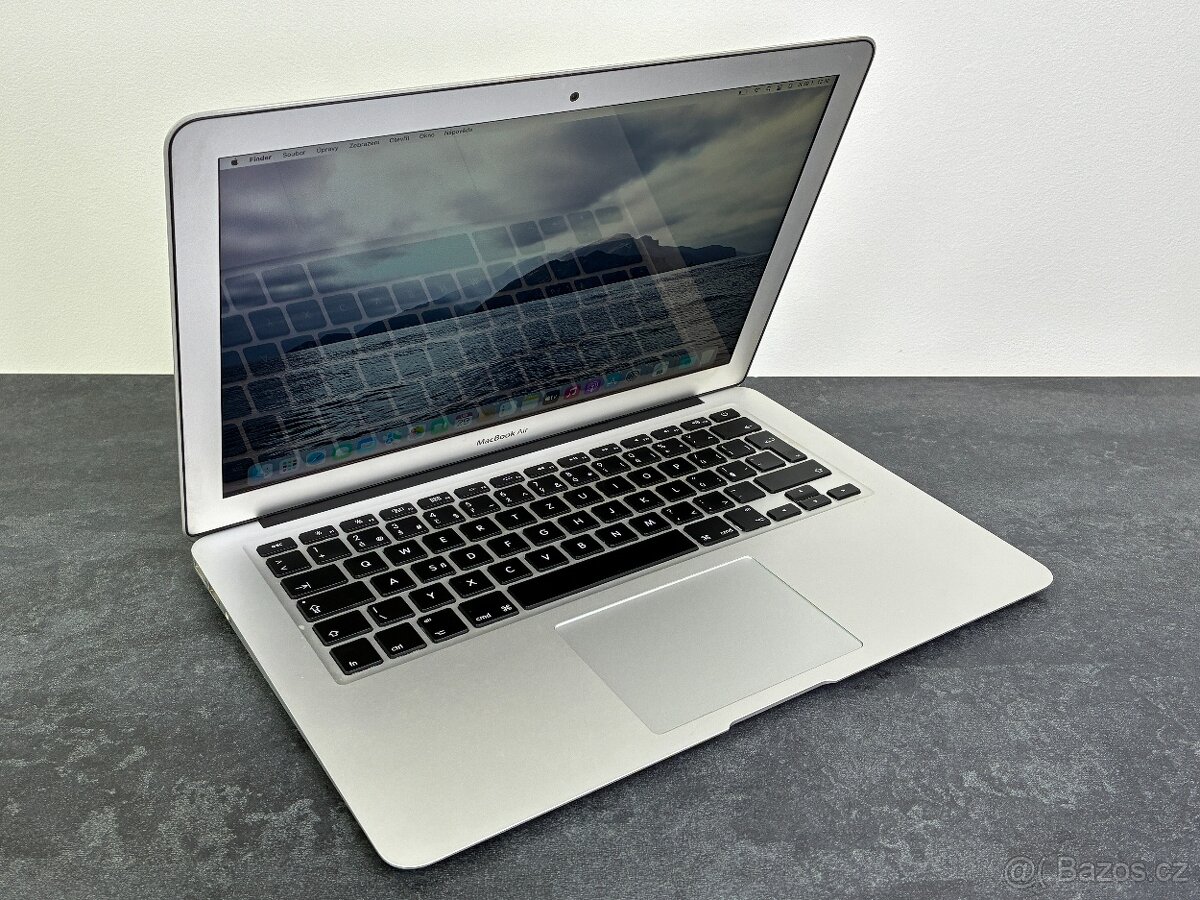 MacBook Air 13'' 2015 / i5 / 4GB / 128GB SSD - DPH - 2