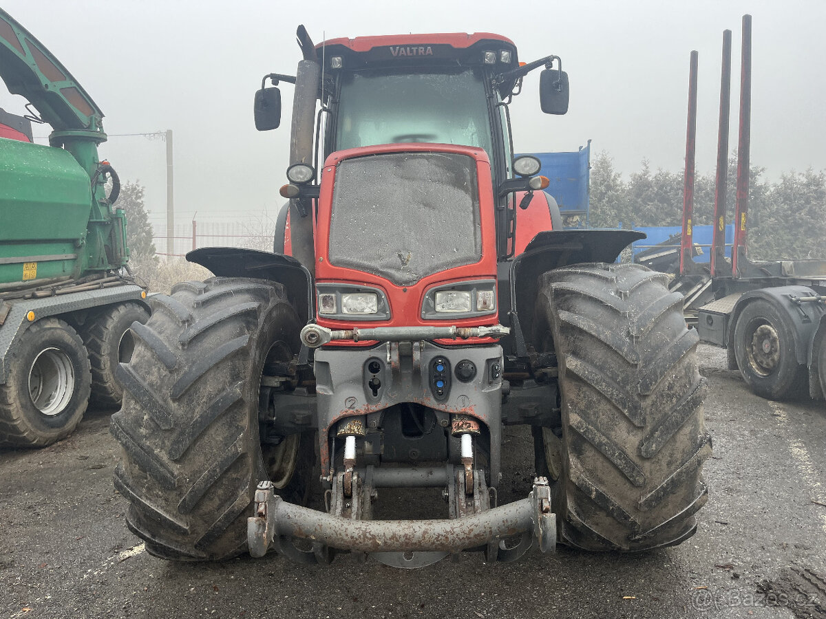 Valtra S322 - 2