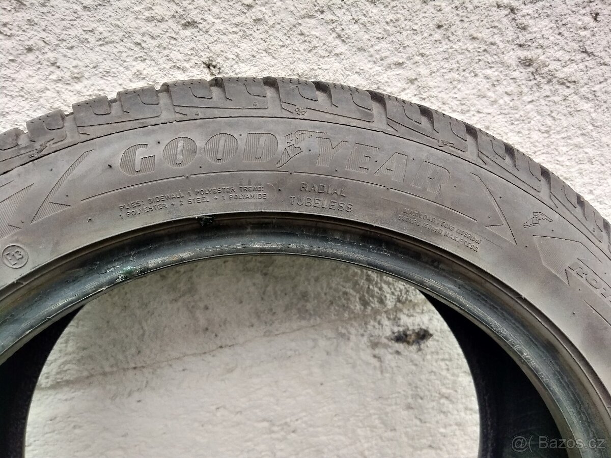 Zimní pneu 1 ks Goodyear Ultra Grip 225/50 R17 98H - 2