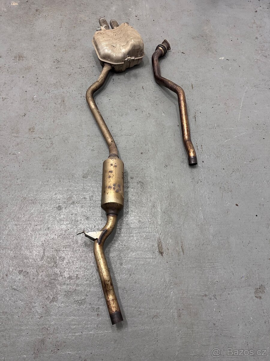 Audi A4 B8 2.0Tdi výfuk - 2