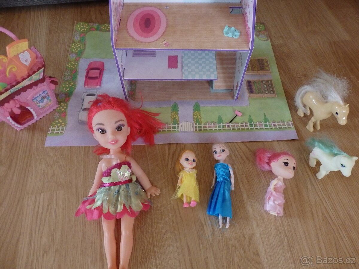 Domeček pro panenky+panenky atd.-cena za vše - 2