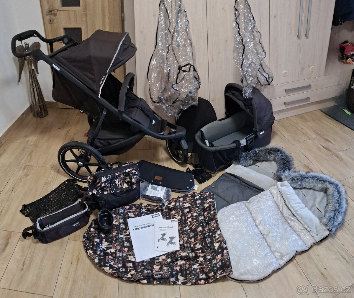 Tuhle Urban Glide 2 black s korbou a příslušenstvím - 2