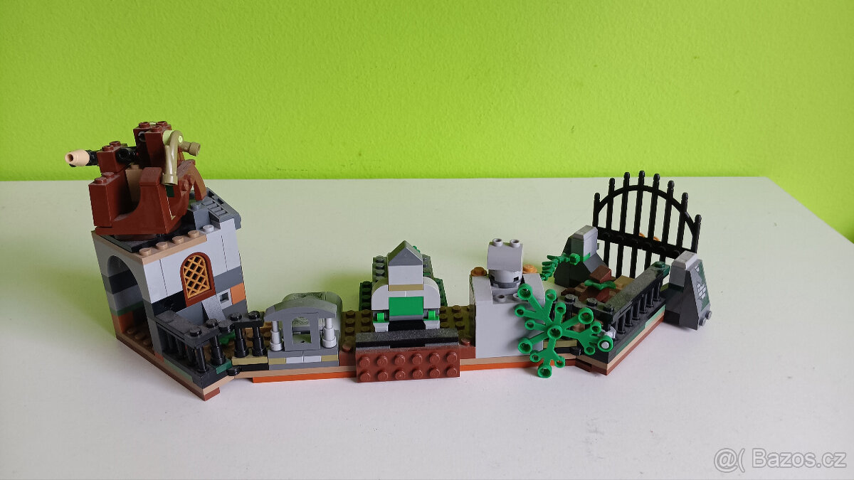 LEGO 70425 HIDDEN SIDE STRAŠIDELNÁ STŘEDNÍ ŠKOLA V NEWBURY - 2