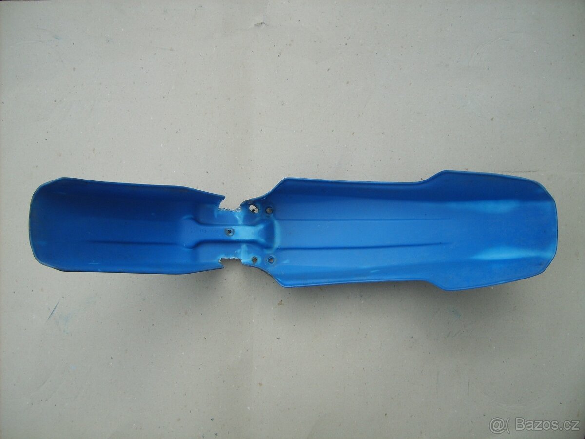 Přední blatník plast. - 2