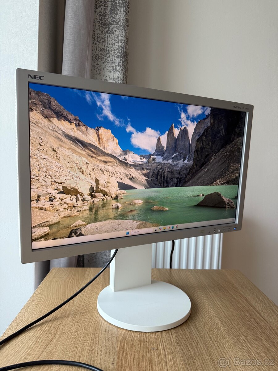 NEC MultiSync EA223WM 22 palců - 2