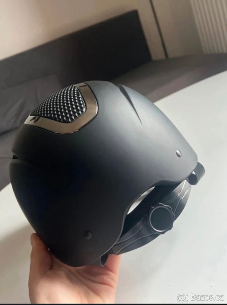 Jezdecká helma - 2