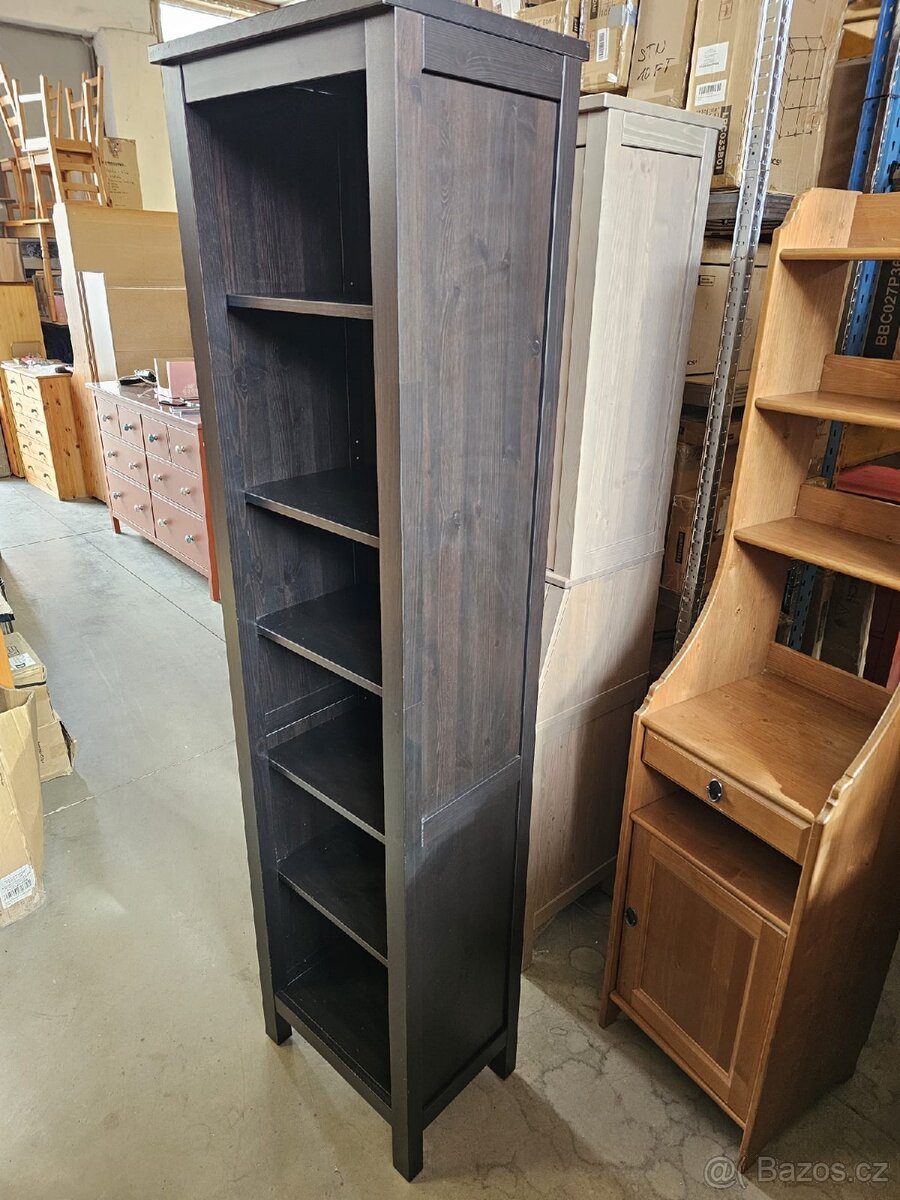 KNIHOVNA IKEA HEMNES - 2