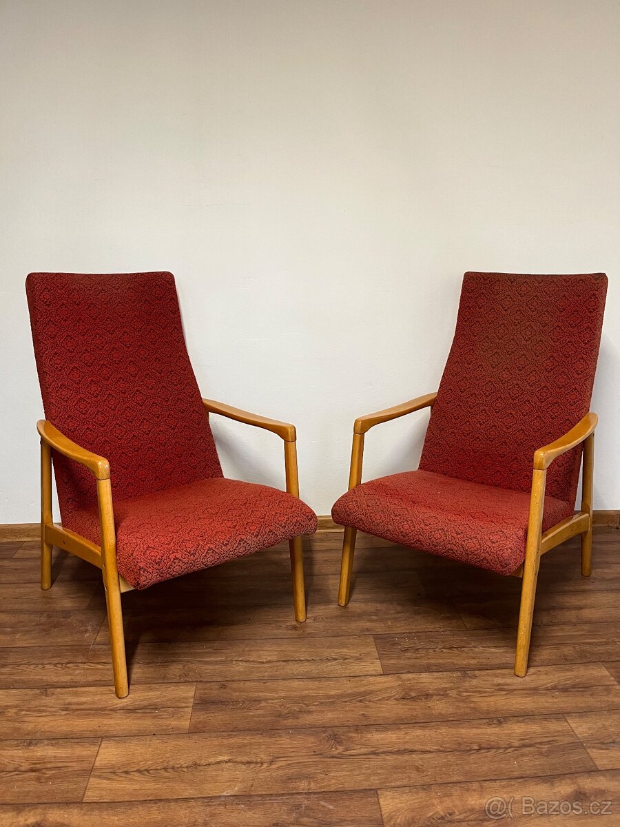 Křesla a stolek Ton - 2