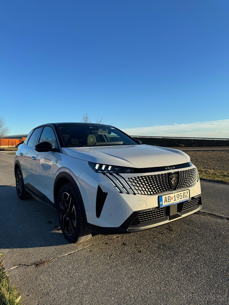 Predám Peugeot 3008 GT Hybrid 2025 - 2