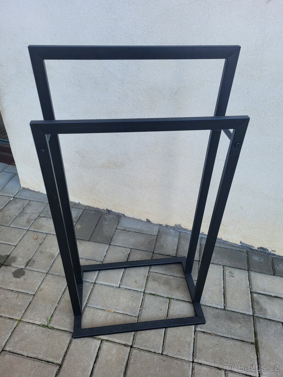 Stojan na ručníky - 2