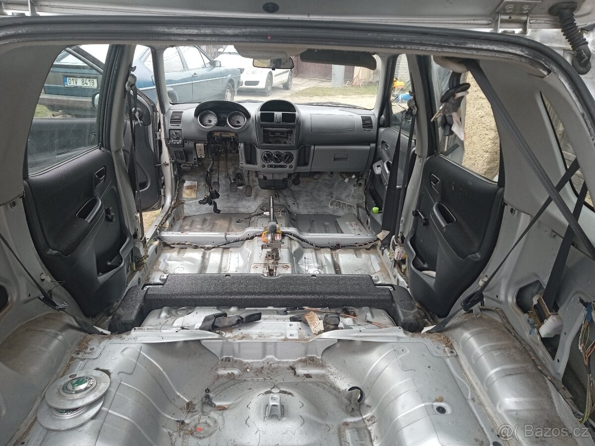 Náhradní díly Suzuki Ignis. - 2