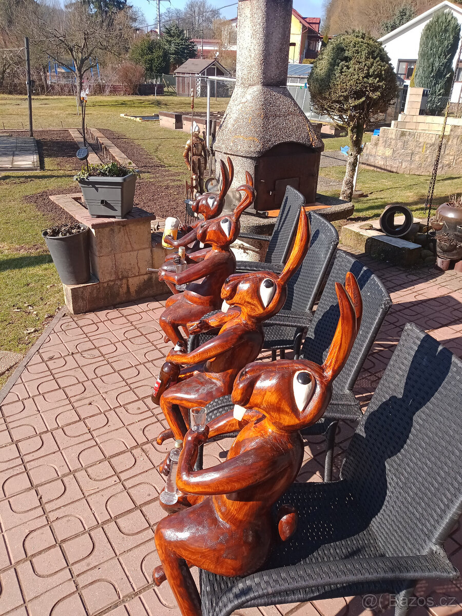 Dřevěné sochy - Velikonoční zajíci - - 2