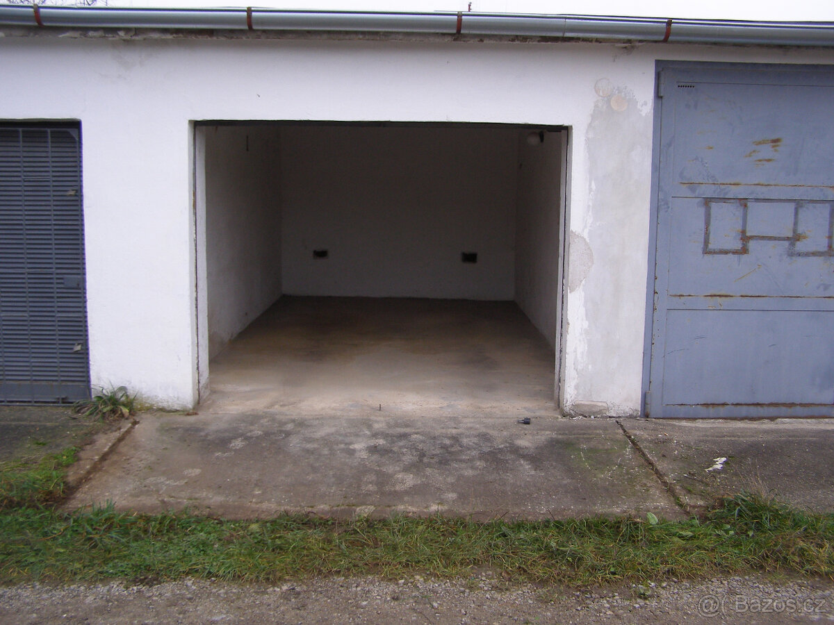 Prodám garáž, Písek - Vrcovická ulice - 2