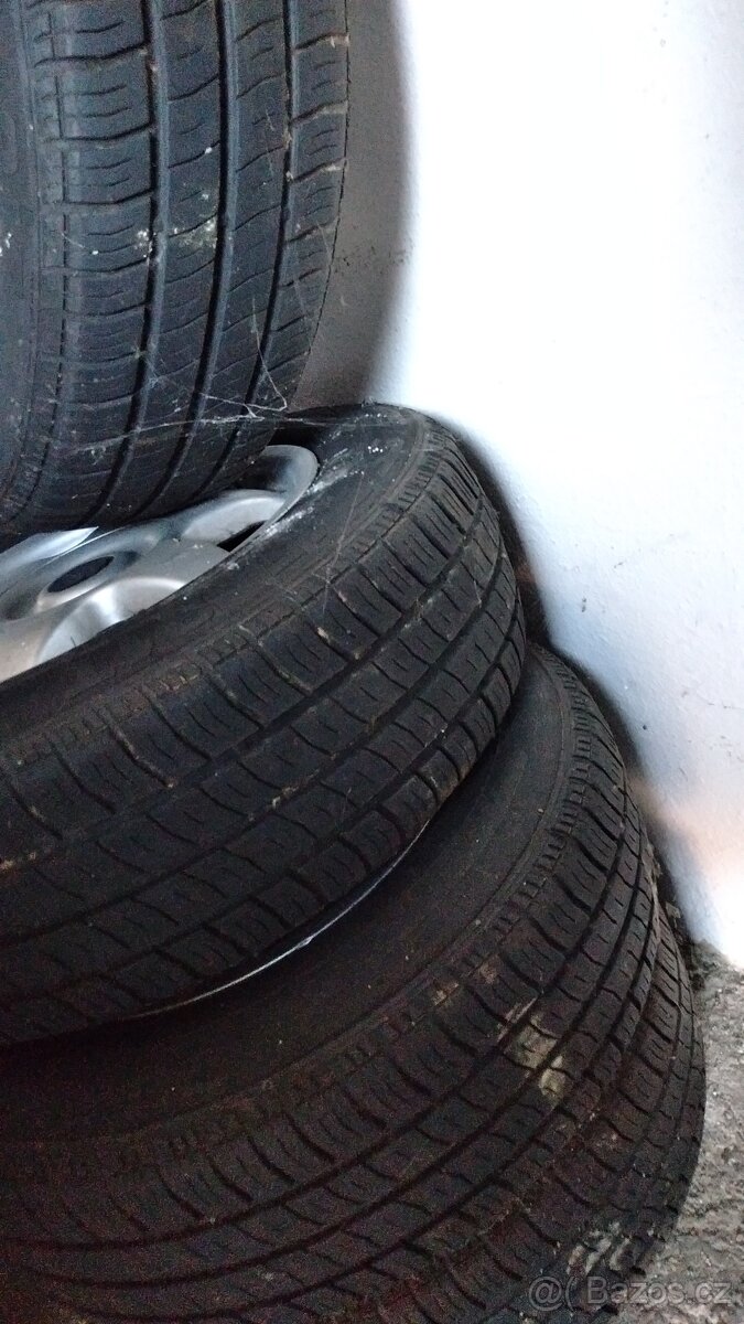 INTRA disky kola - 2