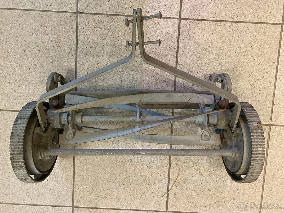 Americká ruční sekačka na trávu - 2