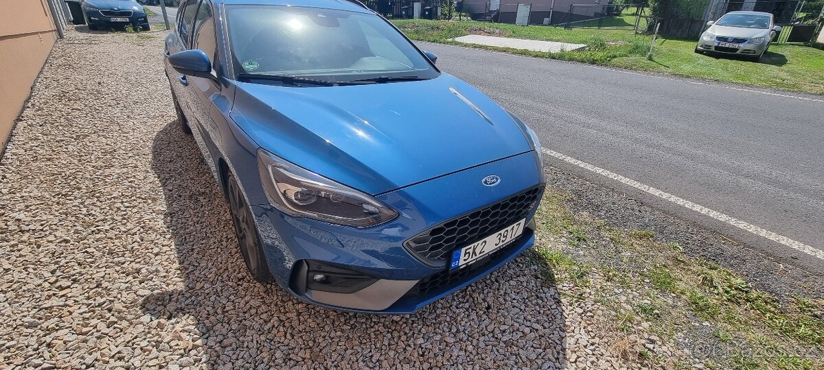 Ford Focus ST - 2